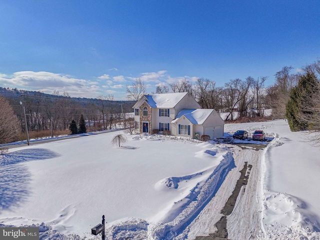35 RIDGEVIEW DR, Lehighton, PA 18235