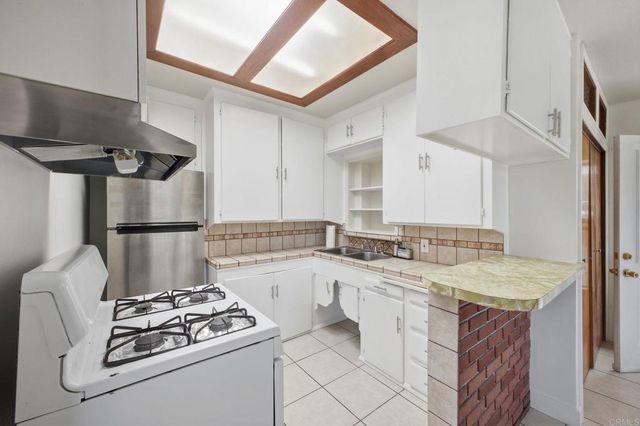 1650 Walnut Drive, Chula Vista, CA 91911