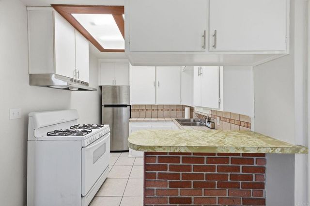 1650 Walnut Drive, Chula Vista, CA 91911