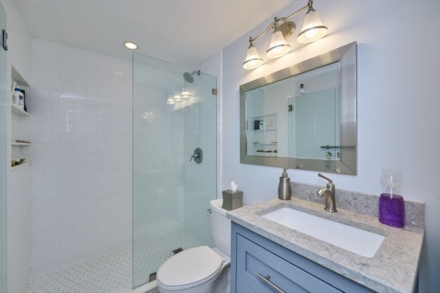 42 8th Street 2511, Boston, MA 02129