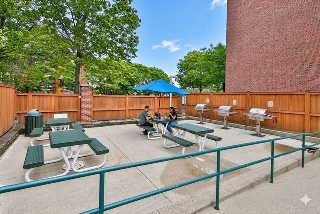 42 8th Street 2511, Boston, MA 02129