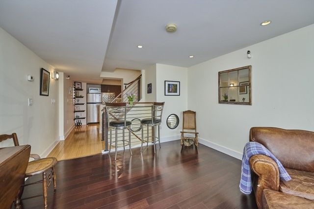 42 8th Street 2511, Boston, MA 02129