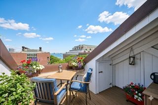 42 8th Street 2511, Boston, MA 02129