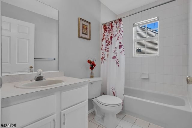 17 OKeefe Rd, Bridgewater Twp., NJ 08807