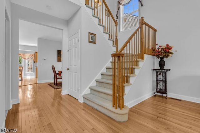 17 OKeefe Rd, Bridgewater Twp., NJ 08807