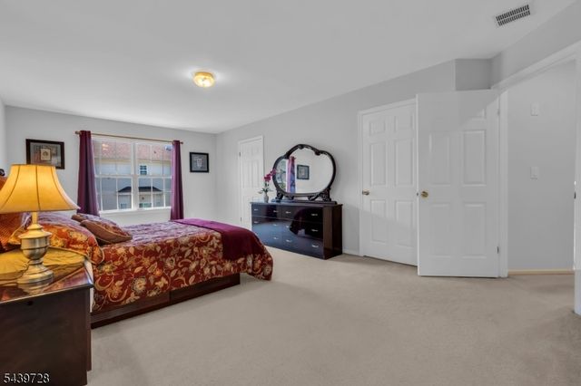 17 OKeefe Rd, Bridgewater Twp., NJ 08807