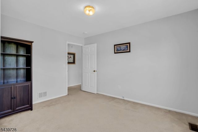 17 OKeefe Rd, Bridgewater Twp., NJ 08807
