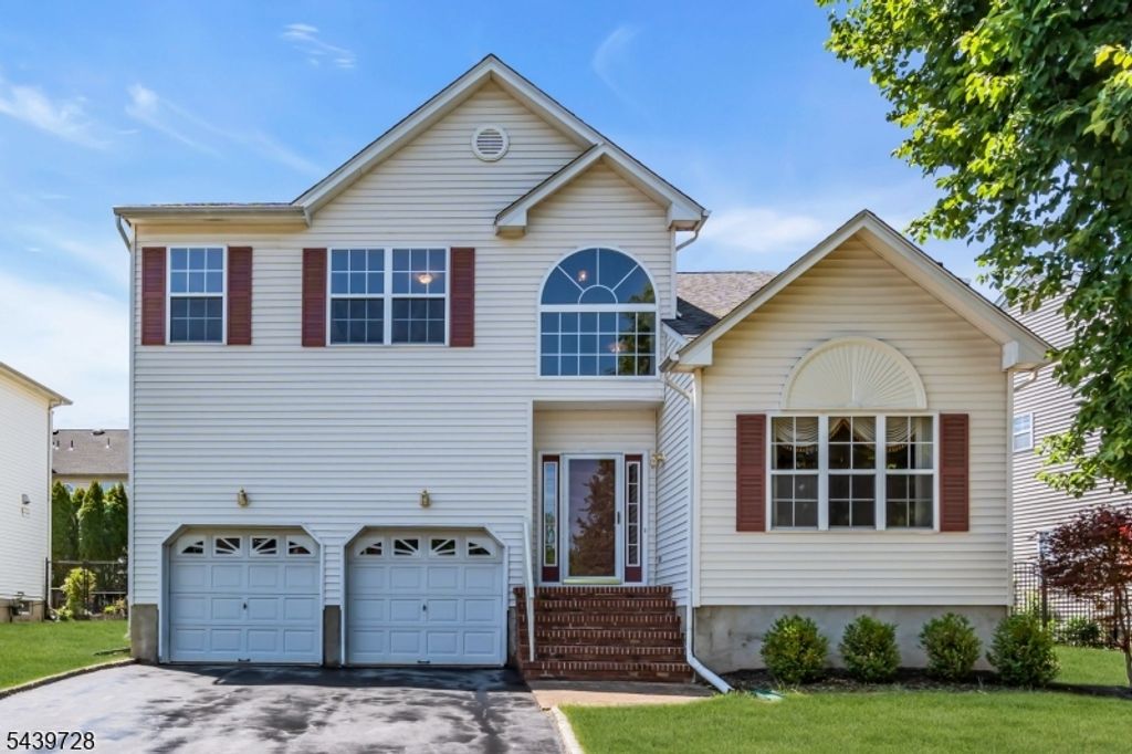 17 OKeefe Rd, Bridgewater Twp., NJ 08807