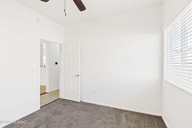7060 S Red Maids Drive, Tucson, AZ 85756