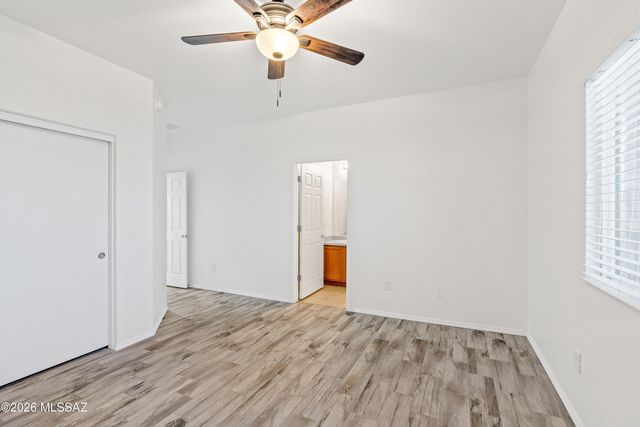 7060 S Red Maids Drive, Tucson, AZ 85756
