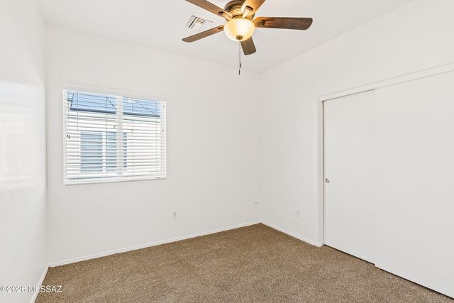 7060 S Red Maids Drive, Tucson, AZ 85756