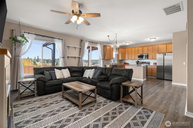 16420 Canal Court SE, Yelm, WA 98579