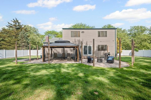 15 Patricia Lane, South Setauket, NY 11720