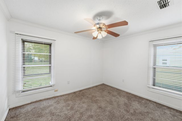 1911 Pembroke Street, Irving, TX 75060