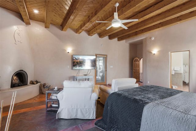 3005 Governor Lindsey Road, Santa Fe, NM 87505