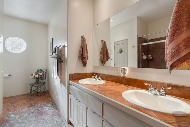 3005 Governor Lindsey Road, Santa Fe, NM 87505