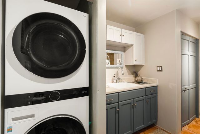 3005 Governor Lindsey Road, Santa Fe, NM 87505