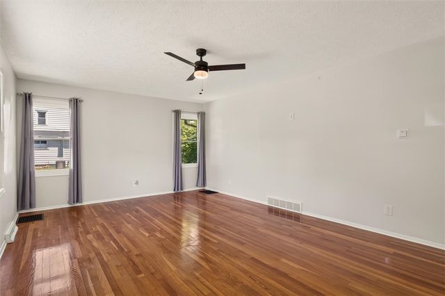 339 East Commercial Street, East Rochester, NY 14445