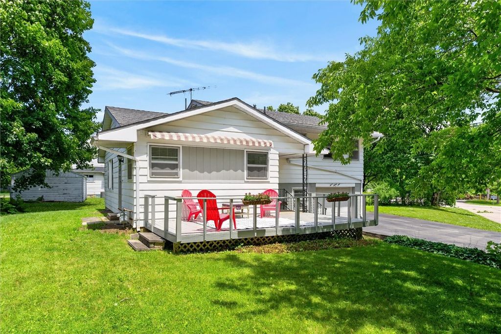 339 East Commercial Street, East Rochester, NY 14445