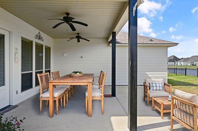 17067 Bradford Ave, Central, LA 70739