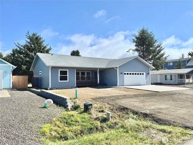 382 S Wynoochee Drive SW, Ocean Shores, WA 98569