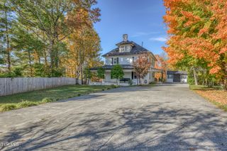 1505 W Lakeview Drive, Johnson City, TN 37601