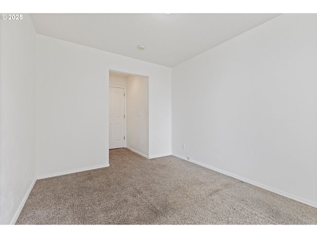 2708 N MAIN St, Newberg, OR 97132