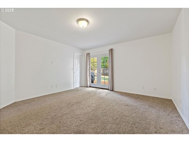 2708 N MAIN St, Newberg, OR 97132