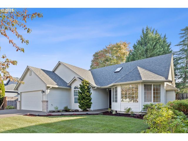 2708 N MAIN St, Newberg, OR 97132