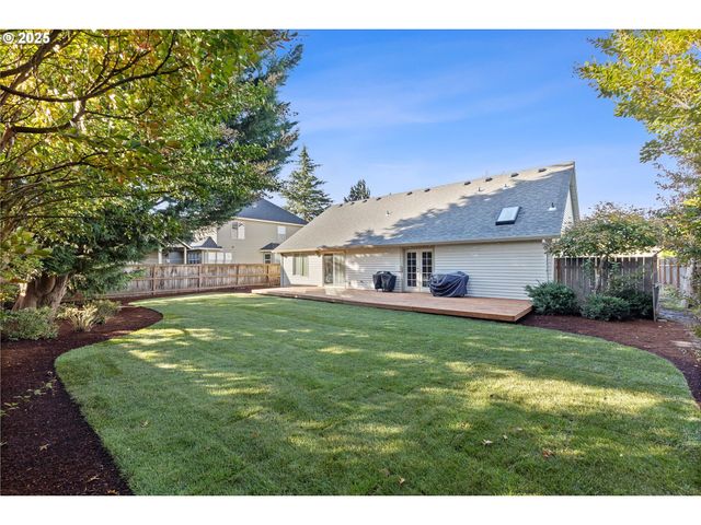 2708 N MAIN St, Newberg, OR 97132