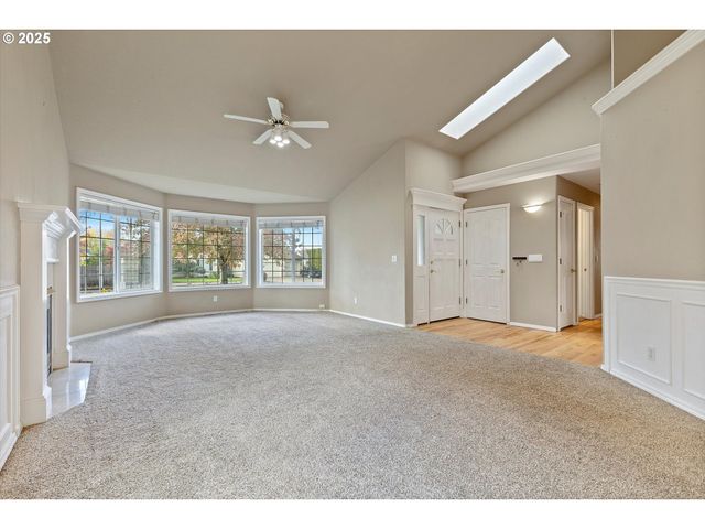 2708 N MAIN St, Newberg, OR 97132