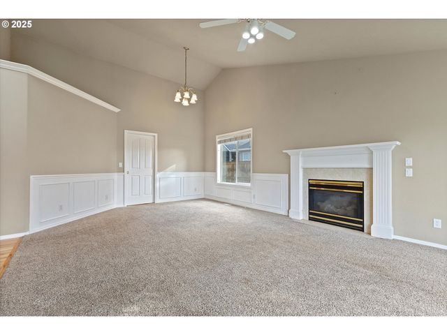 2708 N MAIN St, Newberg, OR 97132