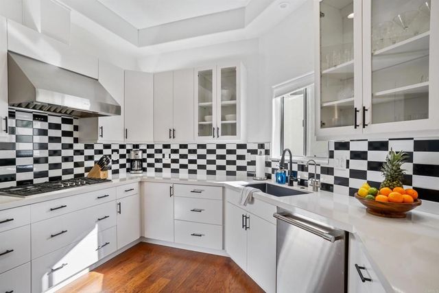 2475 Manchester Avenue, Cardiff By The Sea, CA 92007