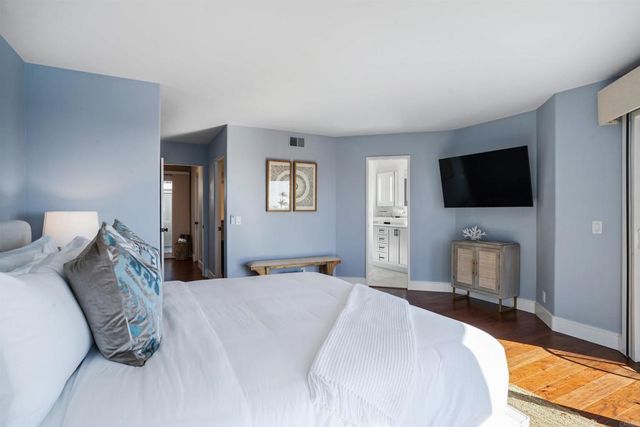 2475 Manchester Avenue, Cardiff By The Sea, CA 92007