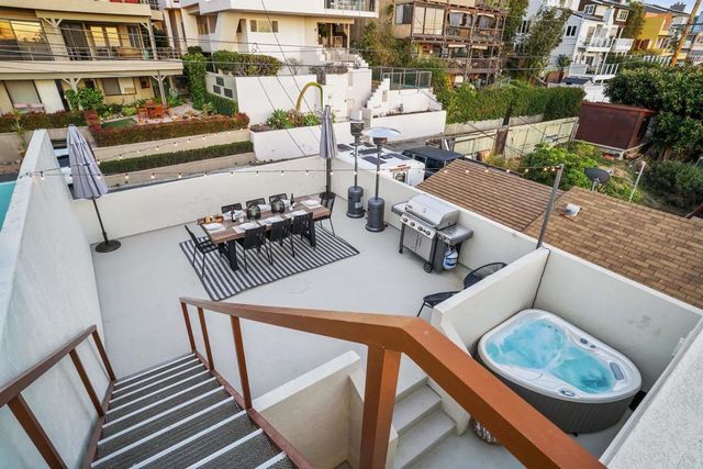 2475 Manchester Avenue, Cardiff By The Sea, CA 92007