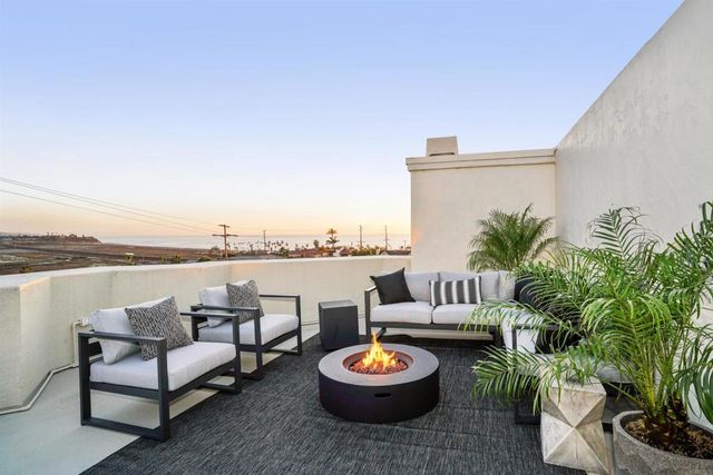 2475 Manchester Avenue, Cardiff By The Sea, CA 92007