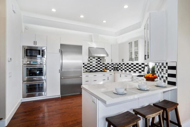 2475 Manchester Avenue, Cardiff By The Sea, CA 92007