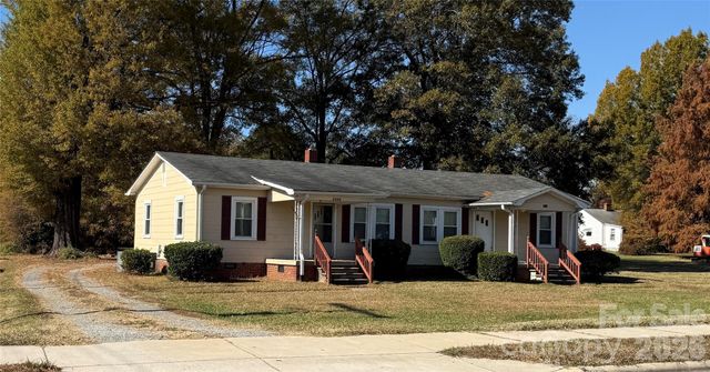 2040 Kannapolis Highway, Kannapolis, NC 28031