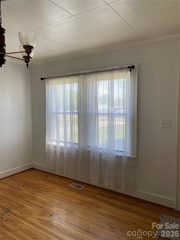 2040 Kannapolis Highway, Kannapolis, NC 28031