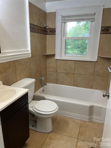 2040 Kannapolis Highway, Kannapolis, NC 28031