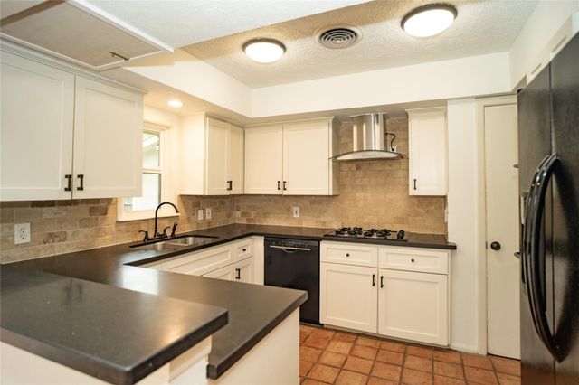 4522 Briarbend Drive, Houston, TX 77035