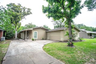 4522 Briarbend Drive, Houston, TX 77035