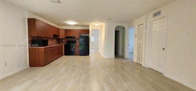 10380 NW 10th Ave 10380, Miami, FL 33150