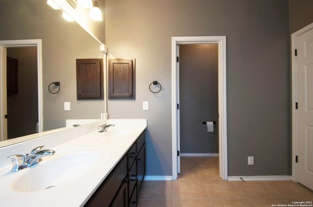 15922 Darlington Gap, San Antonio, TX 78247