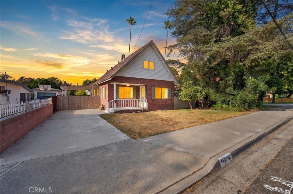 Image 1 of property listing at 4637 Sierra Street, Riverside, CA 92504
