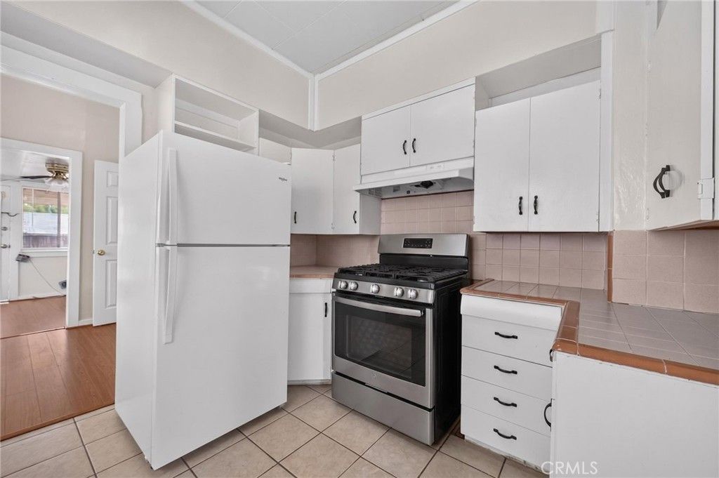 Image 13 of property listing at 4637 Sierra Street, Riverside, CA 92504