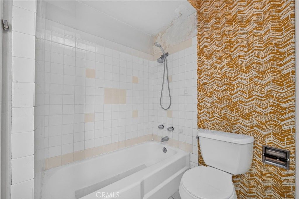Image 25 of property listing at 4637 Sierra Street, Riverside, CA 92504