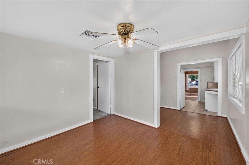 Image 34 of property listing at 4637 Sierra Street, Riverside, CA 92504