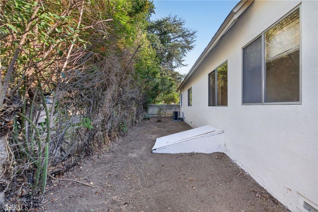 Image 44 of property listing at 4637 Sierra Street, Riverside, CA 92504