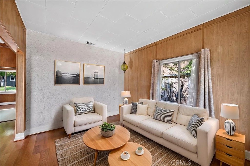 Image 5 of property listing at 4637 Sierra Street, Riverside, CA 92504